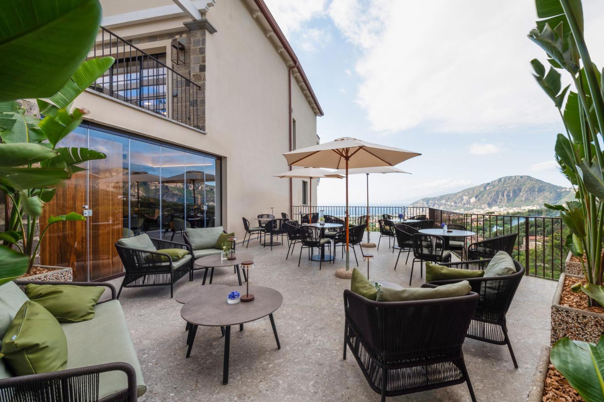 Готель Caruso Sea View Сорренто Екстер'єр фото